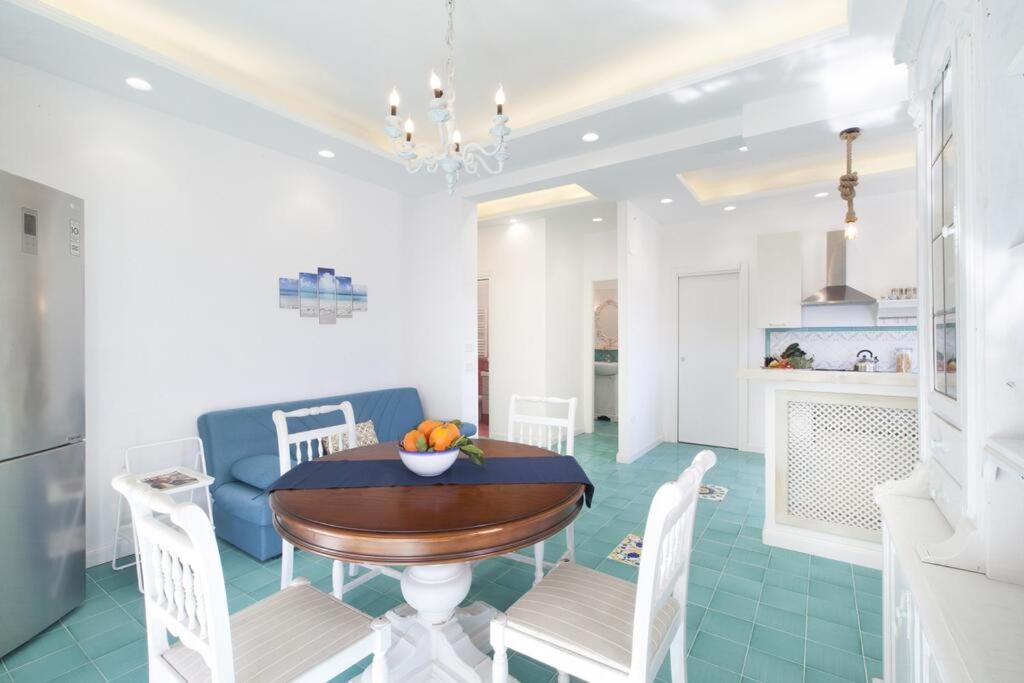 Super Attico Vista Mare Con Piscina Διαμέρισμα Σορέντο Εξωτερικό φωτογραφία