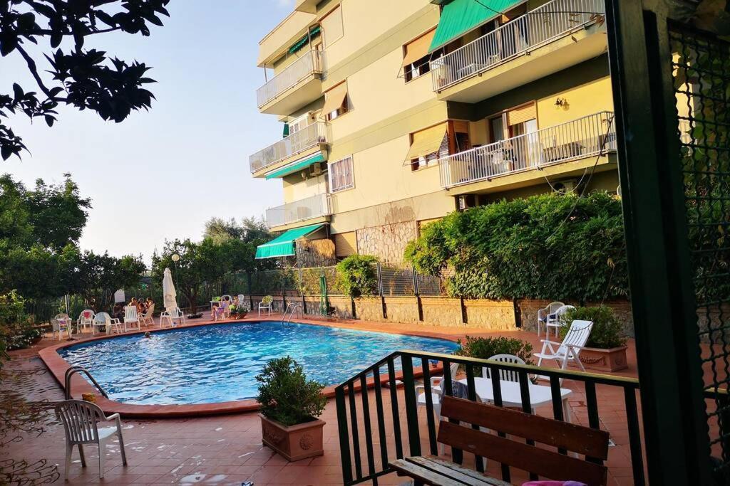 Super Attico Vista Mare Con Piscina Διαμέρισμα Σορέντο Εξωτερικό φωτογραφία