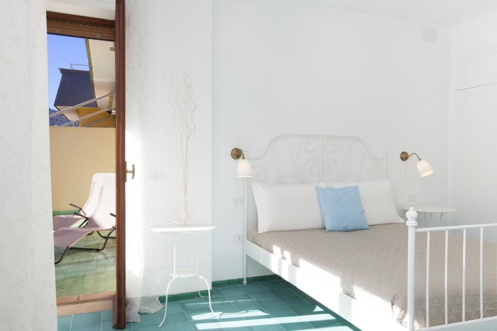 Super Attico Vista Mare Con Piscina Διαμέρισμα Σορέντο Εξωτερικό φωτογραφία