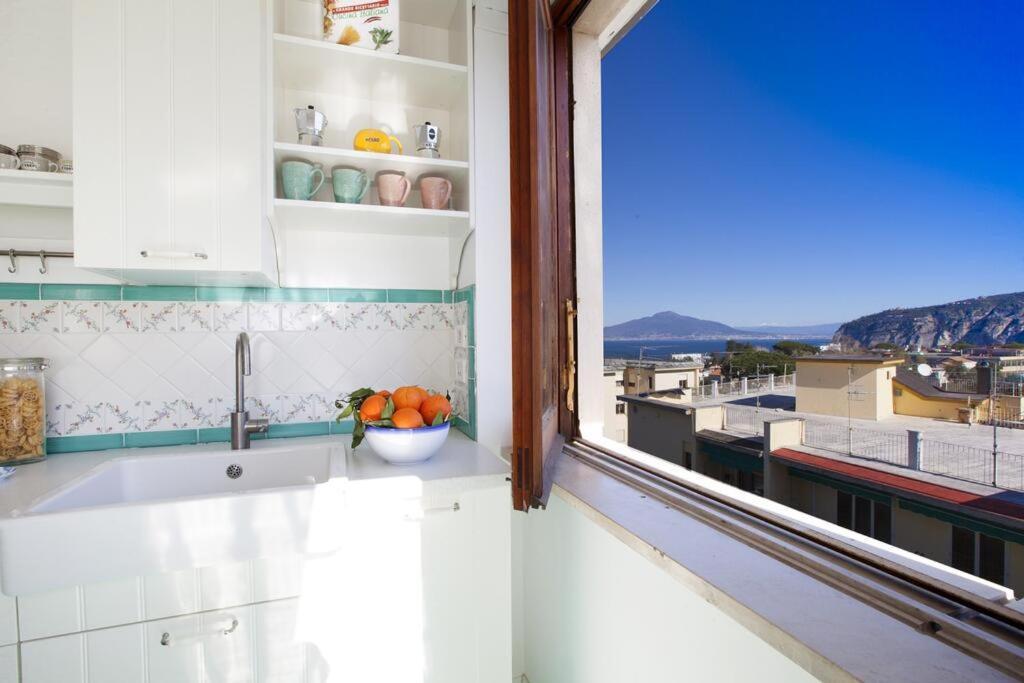 Super Attico Vista Mare Con Piscina Διαμέρισμα Σορέντο Εξωτερικό φωτογραφία