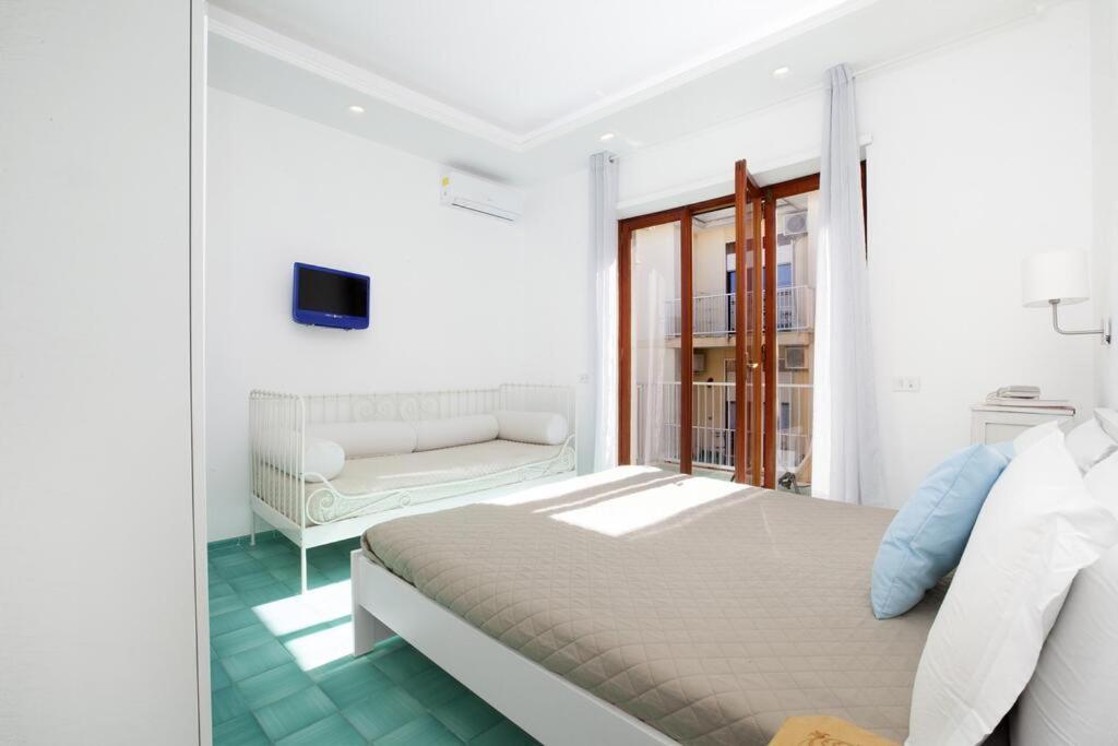 Super Attico Vista Mare Con Piscina Διαμέρισμα Σορέντο Εξωτερικό φωτογραφία